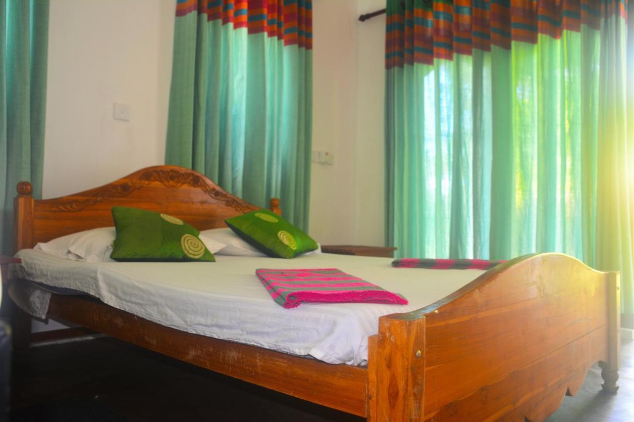 Hideaway Homestay Habarana Exterior photo